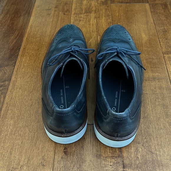 Ecco Biarritz Brogue Derby Shoes - Picture 5 of 14